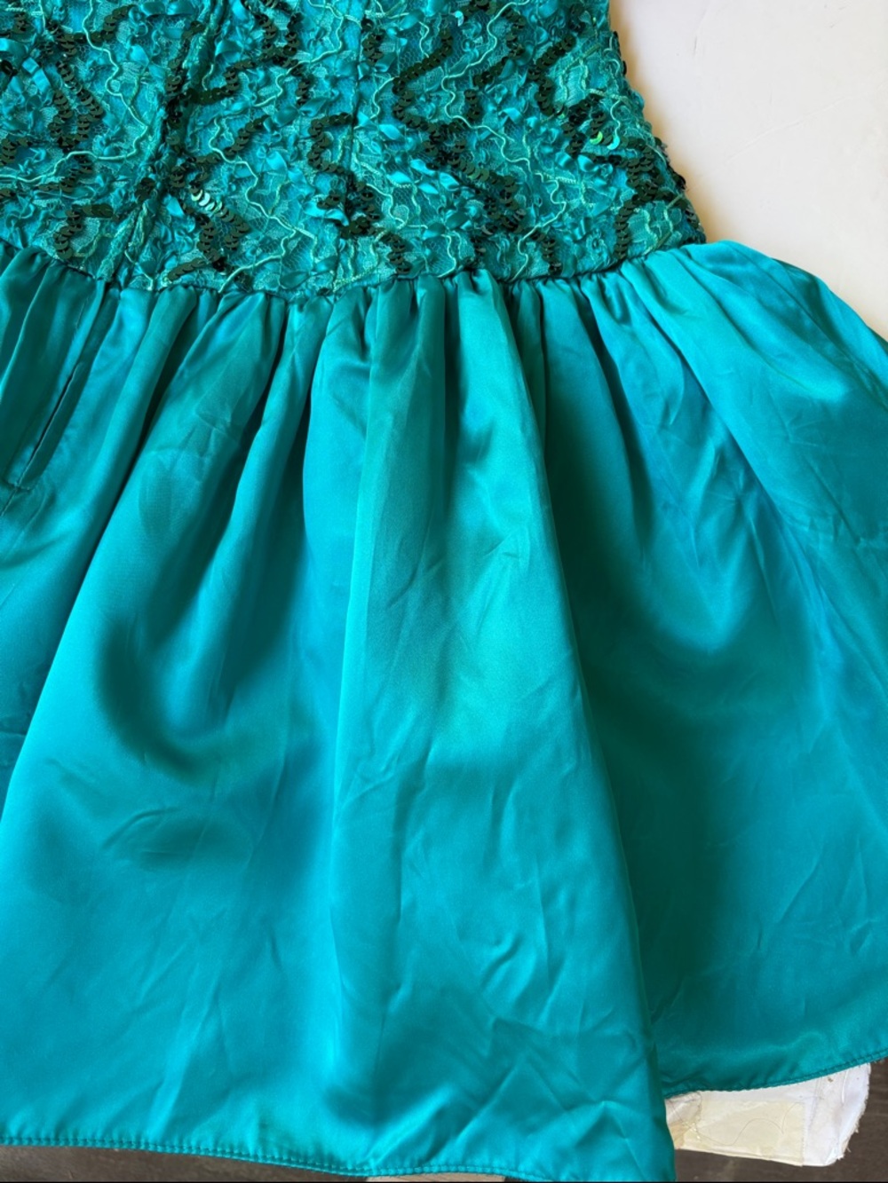 Vintage 80’s Sequin Party Dress Teal Bow Halter Bow Dropwaist Cocktail Dance 90’ - Picture 13 of 17